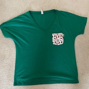 D3tees Christmas shirt